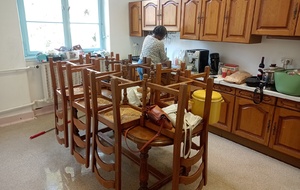 Récurage de la cuisine